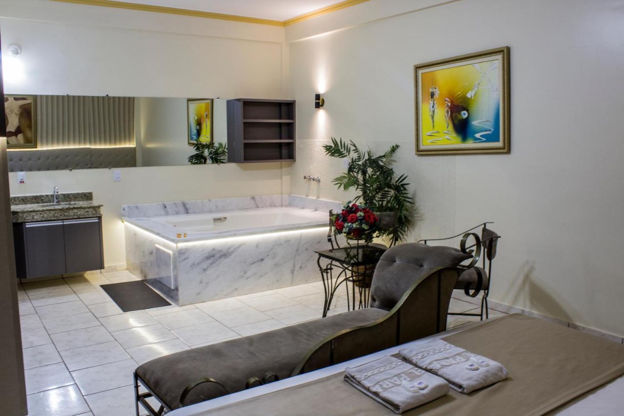 Paranoa Hotel Luis Eduardo Magalhaes Exteriör bild